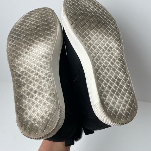 Torrid Faux Suede Fur Trim Sneaker Wedge Black
Ankle Booties 9.5WW - Picture 11 of 11